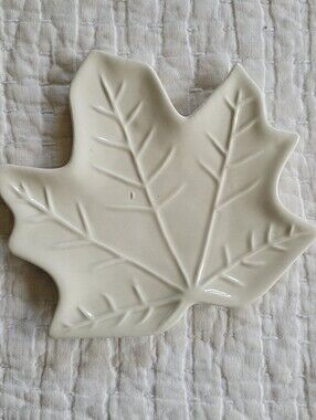 Small Cream Leaf Plate Soap Dish Fall Autumn Decor